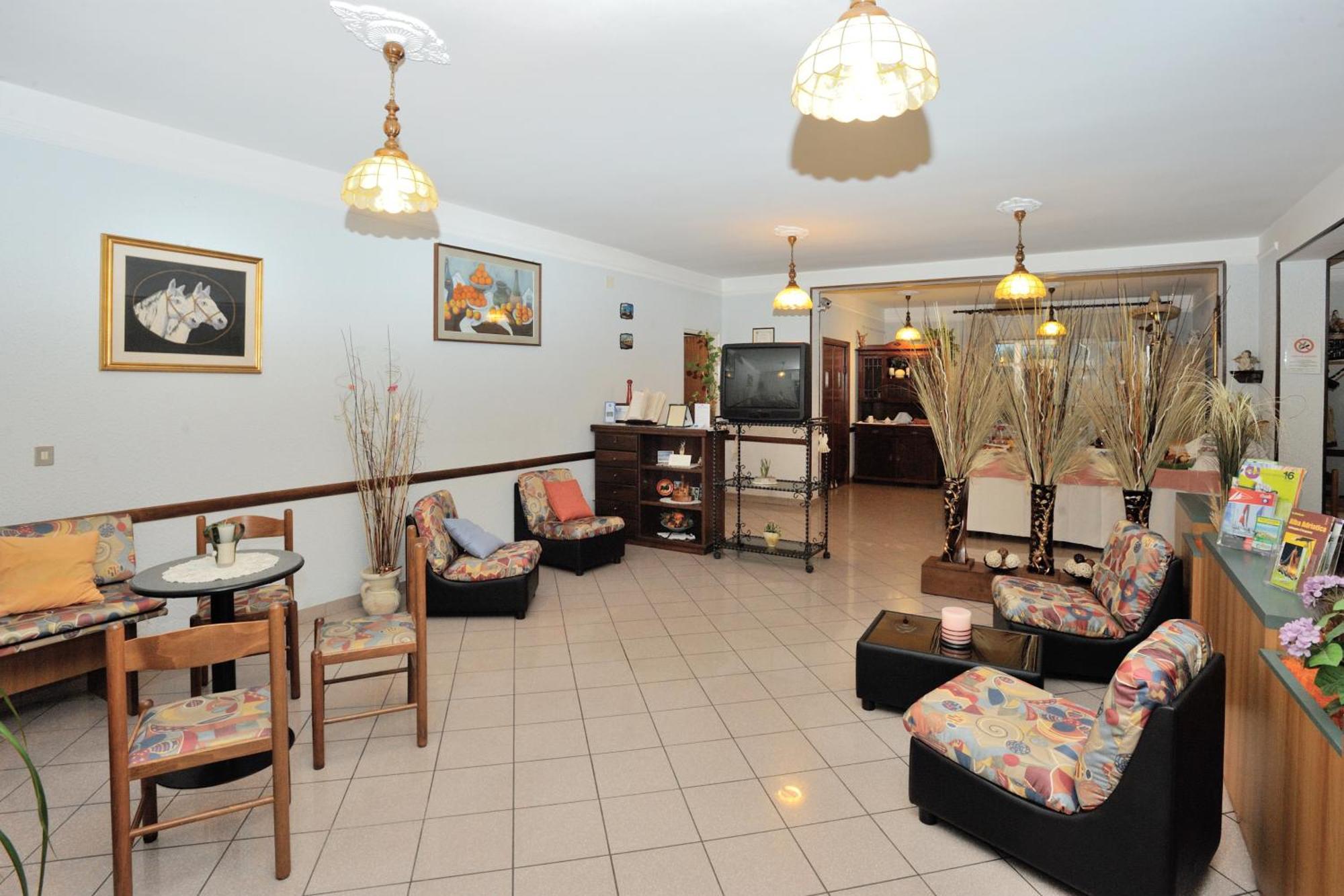 Hotel Lidia ألبا أدرياتيكا المظهر الخارجي الصورة
