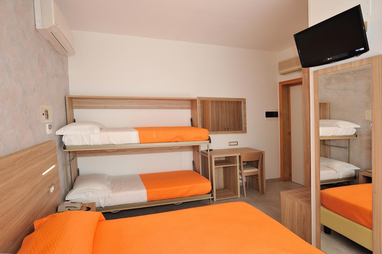 Hotel Lidia ألبا أدرياتيكا المظهر الخارجي الصورة