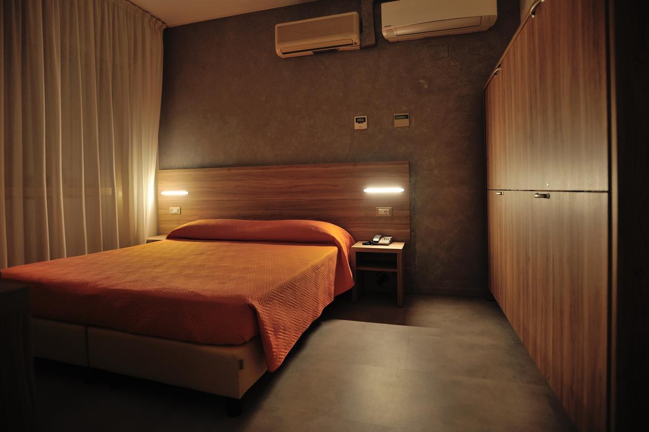 Hotel Lidia ألبا أدرياتيكا المظهر الخارجي الصورة