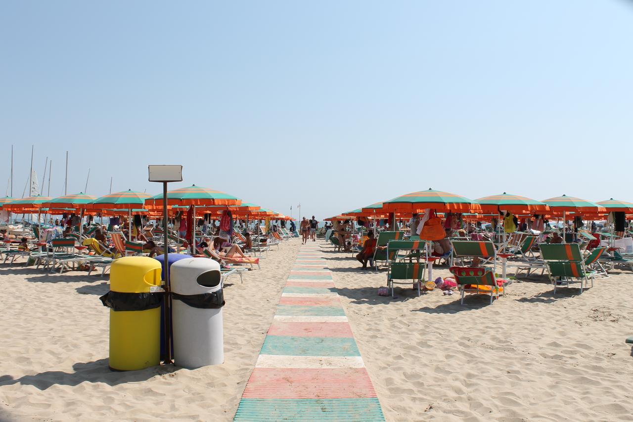 Hotel Lidia ألبا أدرياتيكا المظهر الخارجي الصورة